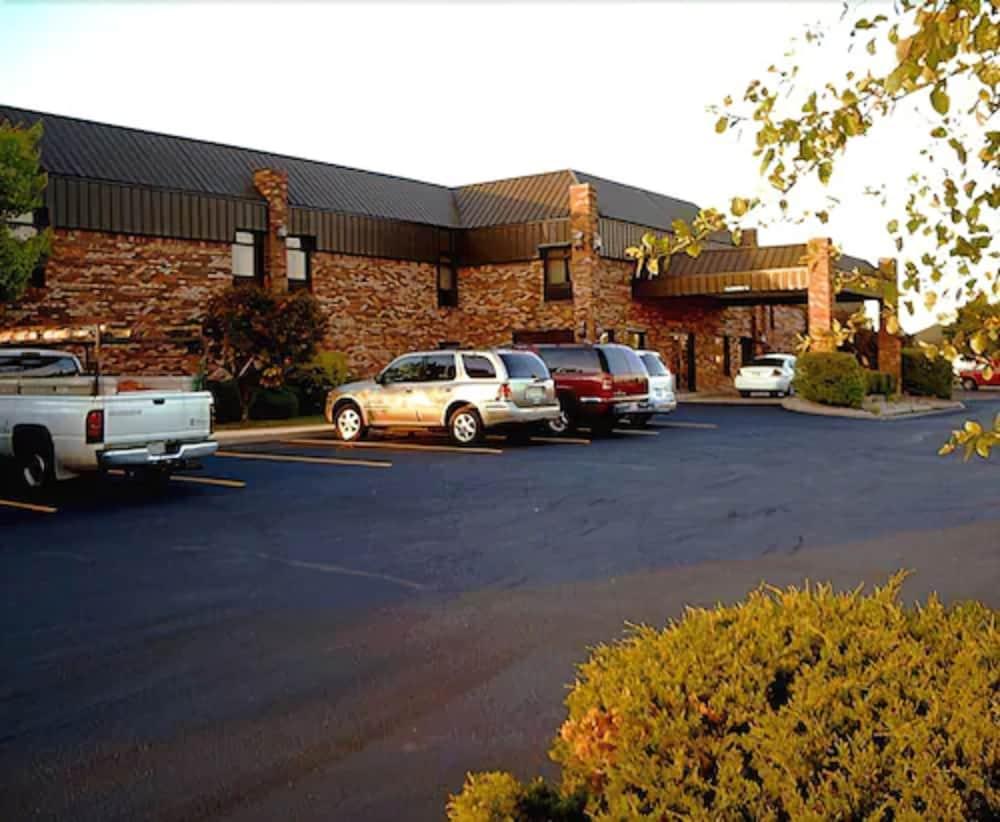 Super 8 By Wyndham Columbia City Bagian luar foto