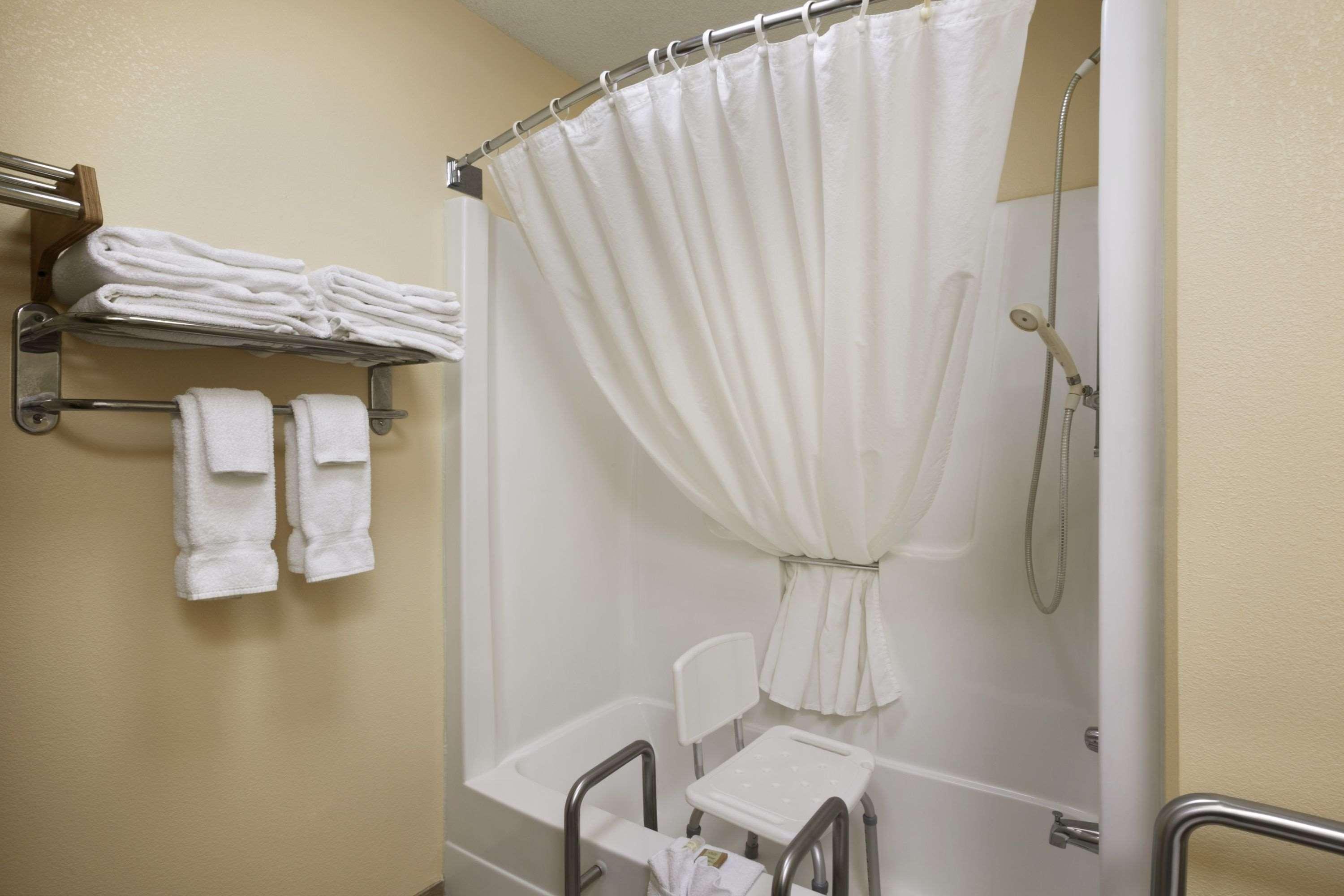Super 8 By Wyndham Columbia City Bagian luar foto