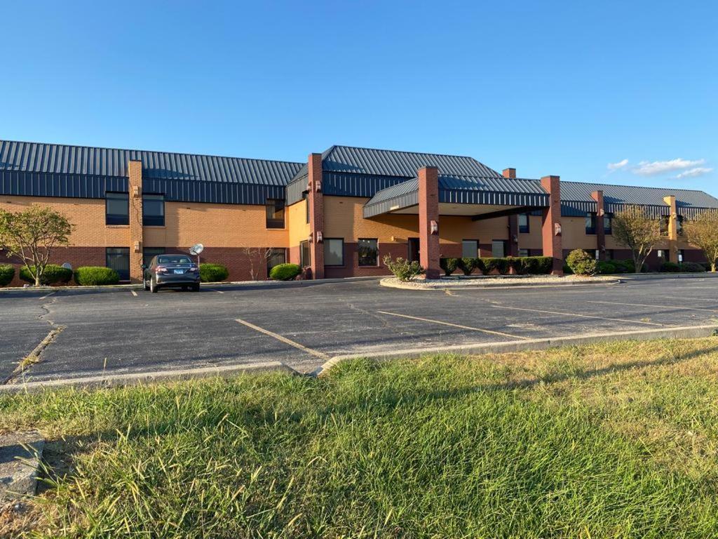 Super 8 By Wyndham Columbia City Bagian luar foto